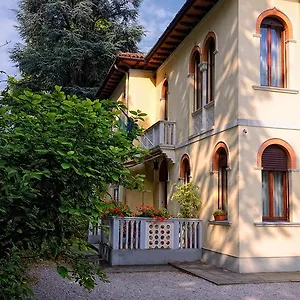 https://casa-villa-gardenia.hotelslidodijesolo.com